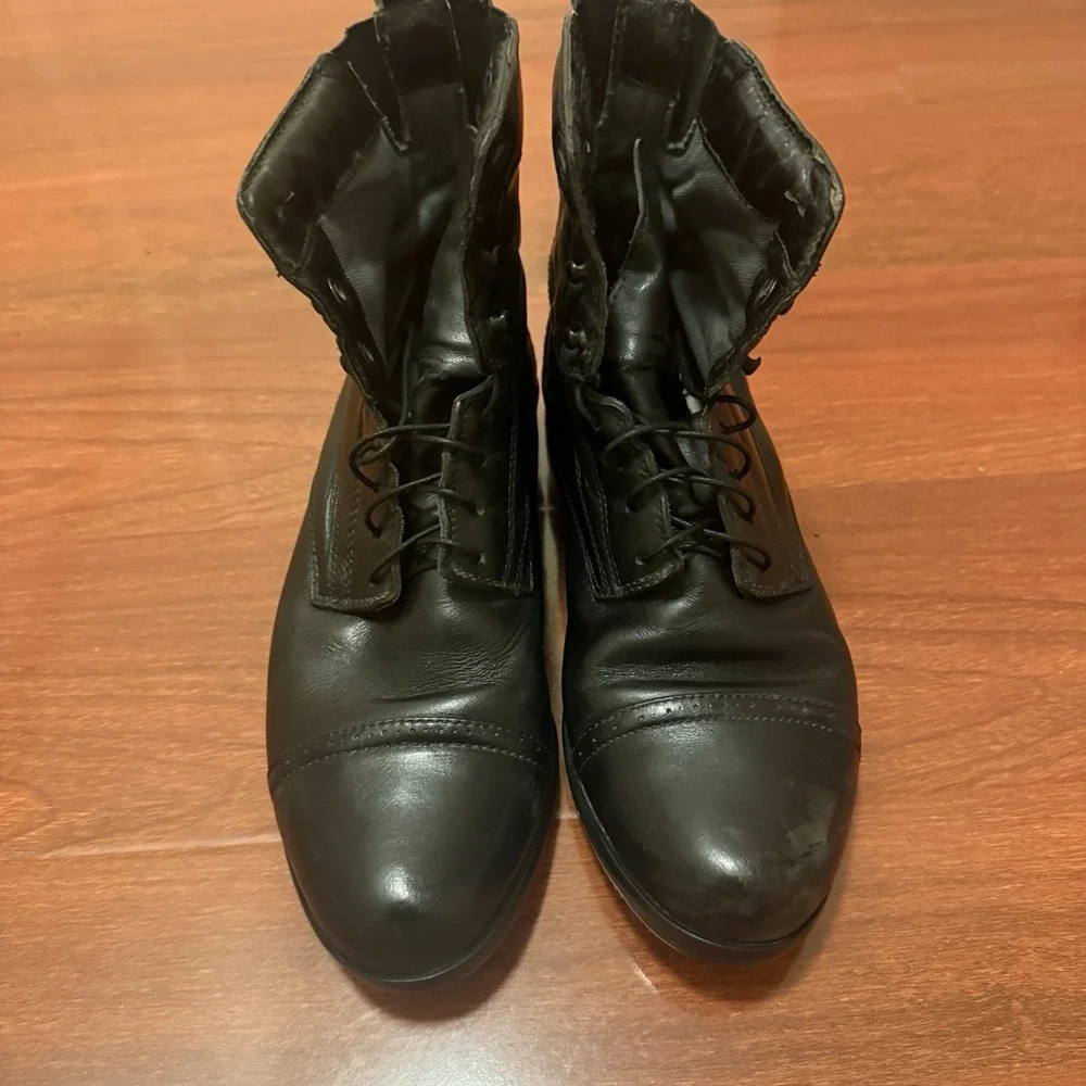 Ariat Women's Black Leather Upper Riding Ankle Boots 9B - Picture 3 of 9